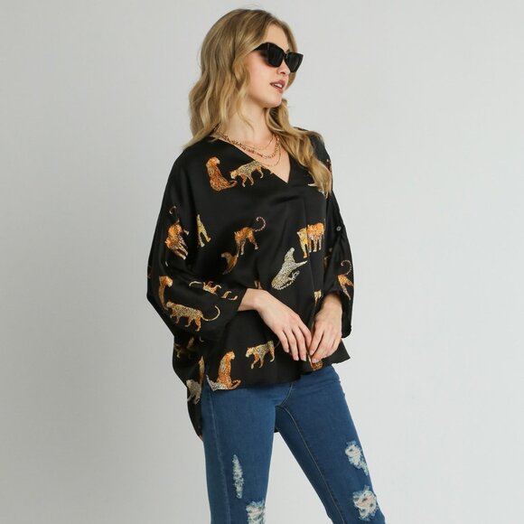 Umgee High-Low Satin Animal Print V-Neck Blouse Leopard on Black - Picture 2 of 3
